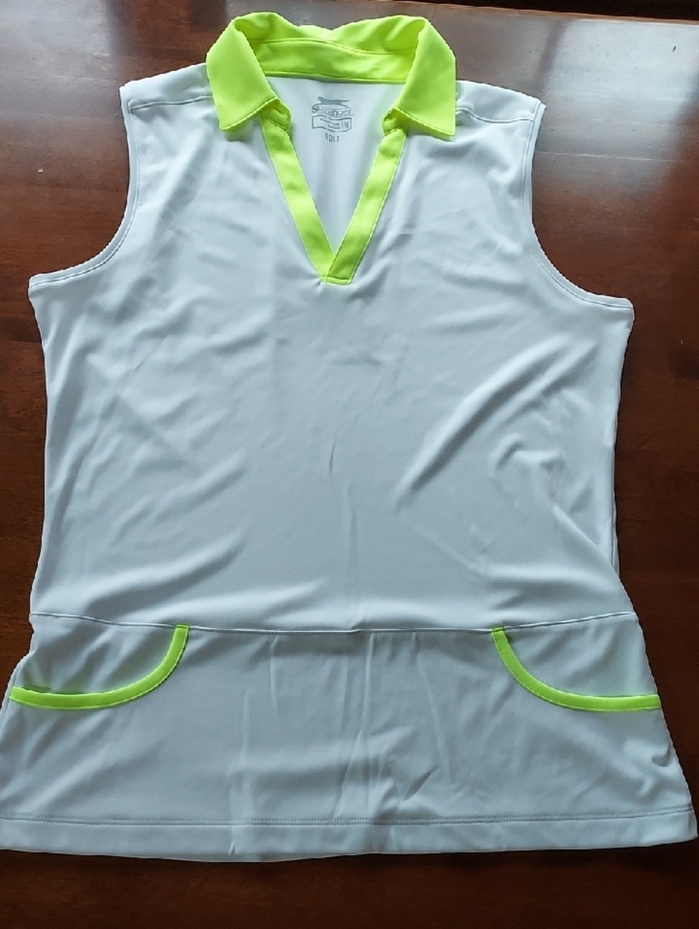 Slazenger Set White Sleeveless Golf Top with Neon Yellow Trim and Printed Skirt - Picture 5 of 6